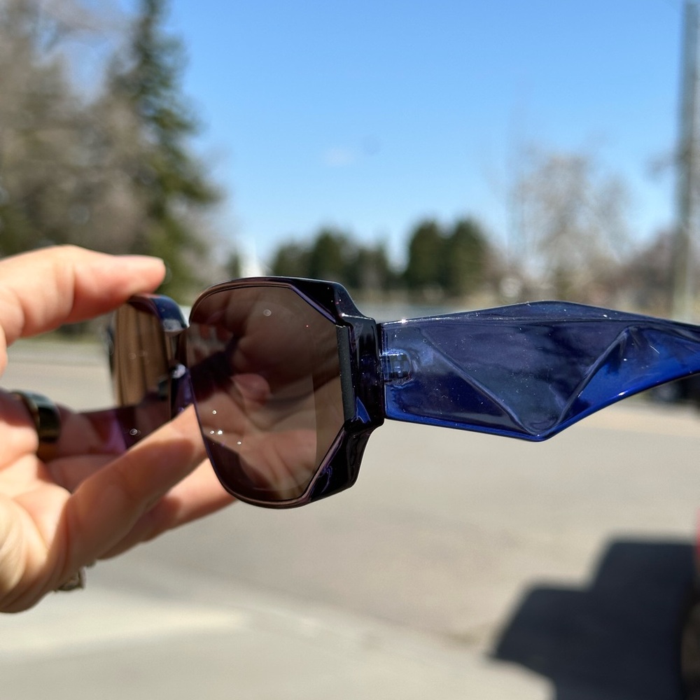 Stylish Blue Luxury Rectangle Geometric Women's Trendy Sunglasses
